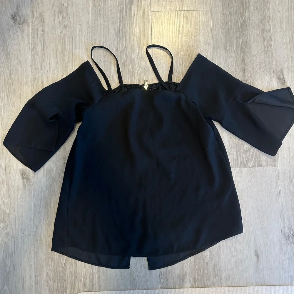 Women's clothes: mostly Zara, some Garage, Tommy Hilfiger, Aldo and River Island - Picture 5 of 14